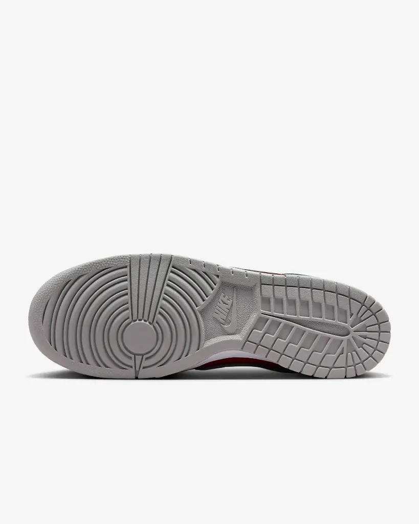 nikedunk varsityred2.webp