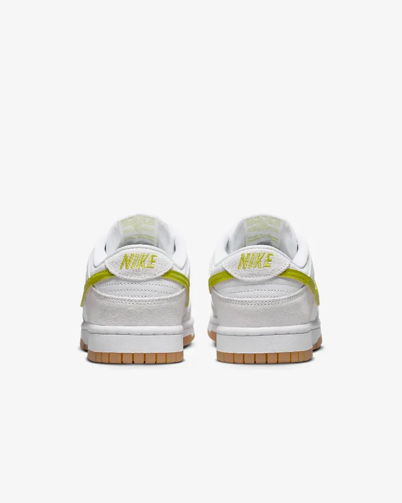 nikedunk gumyellow5.webp